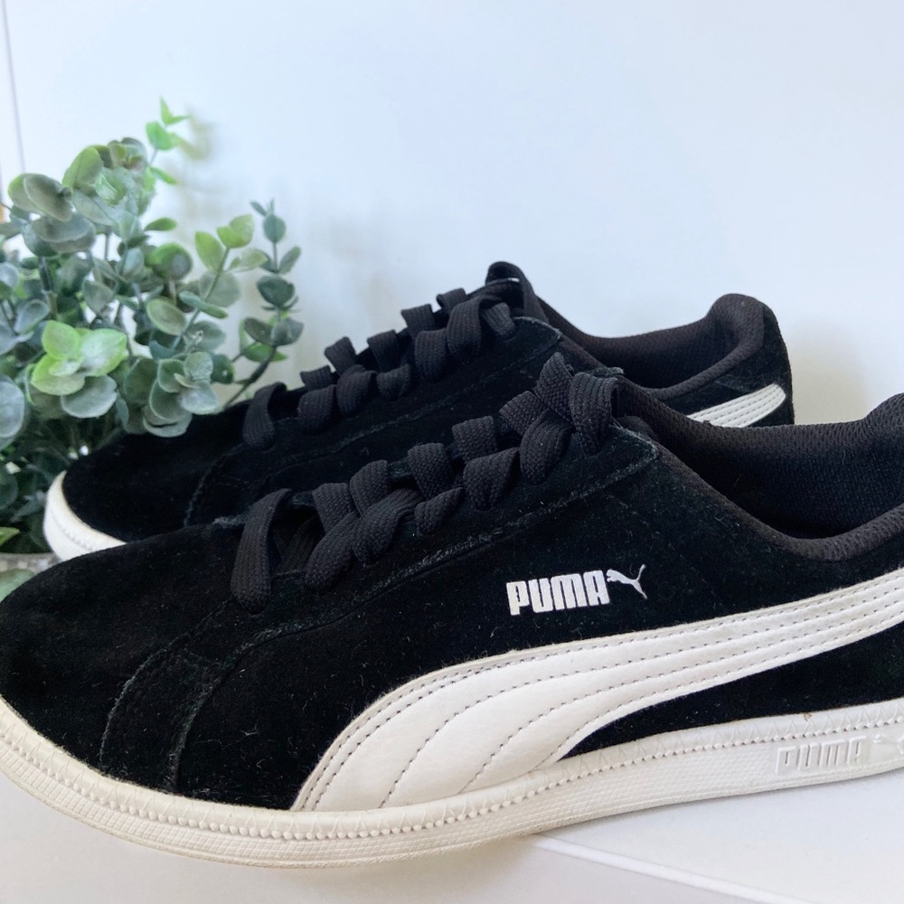 Puma Sneakers